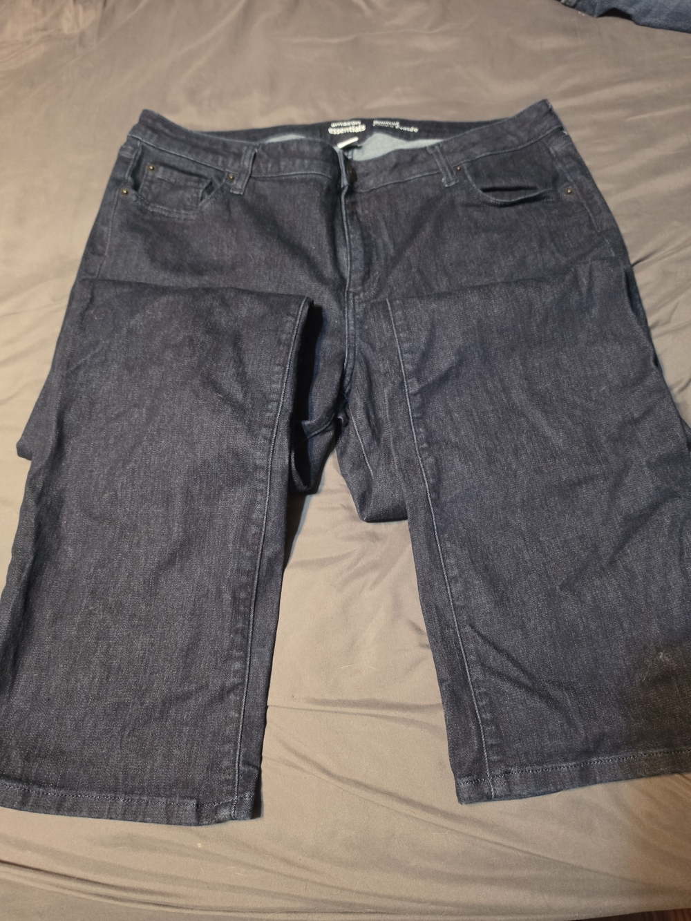 Amazon Essentials Dark Blue Cropped Denim Jeans